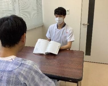 言語聴覚療法